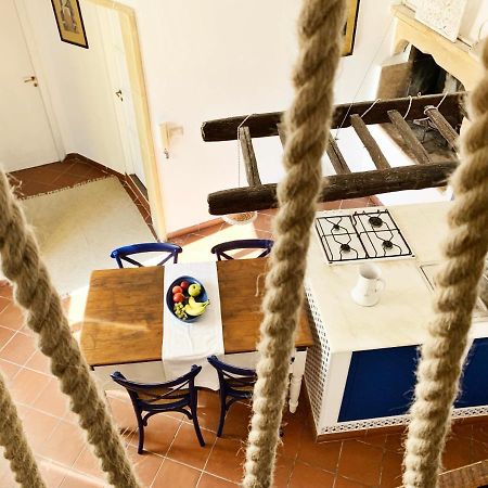 Upstairs - Lazy Terrace Vila Lecce Exterior foto