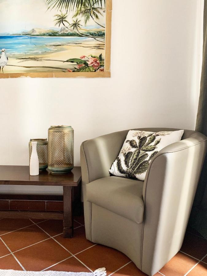 Upstairs - Lazy Terrace Vila Lecce Exterior foto