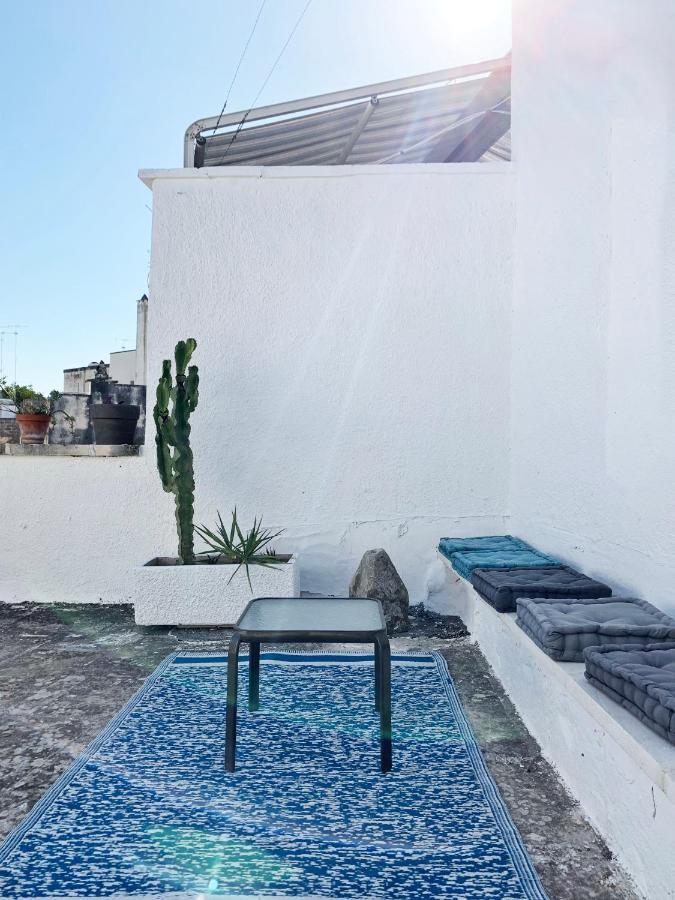 Upstairs - Lazy Terrace Vila Lecce Exterior foto