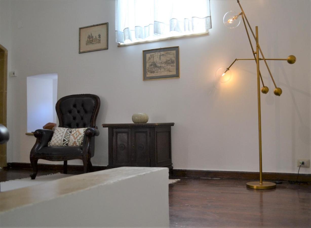 Upstairs - Lazy Terrace Vila Lecce Exterior foto